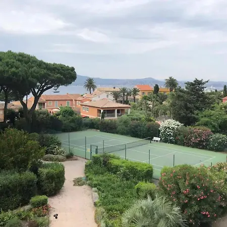 דירה Terrasse Vue A - Appt 3 Chambres סן טרופז